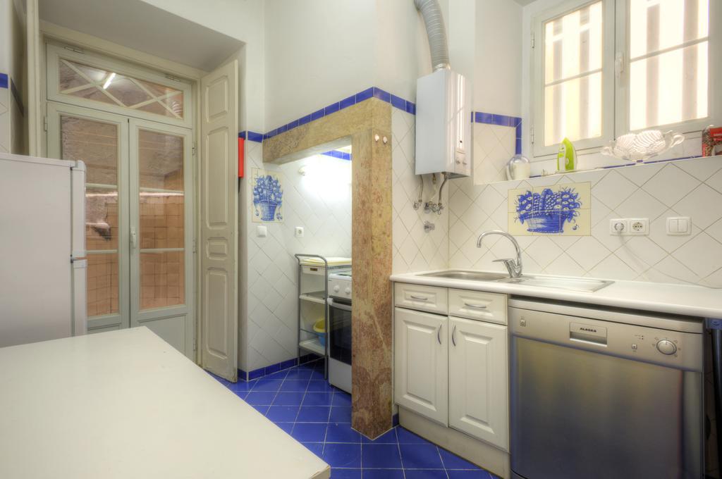 Angola Apartment - 8Bedrooms 리스본 외부 사진
